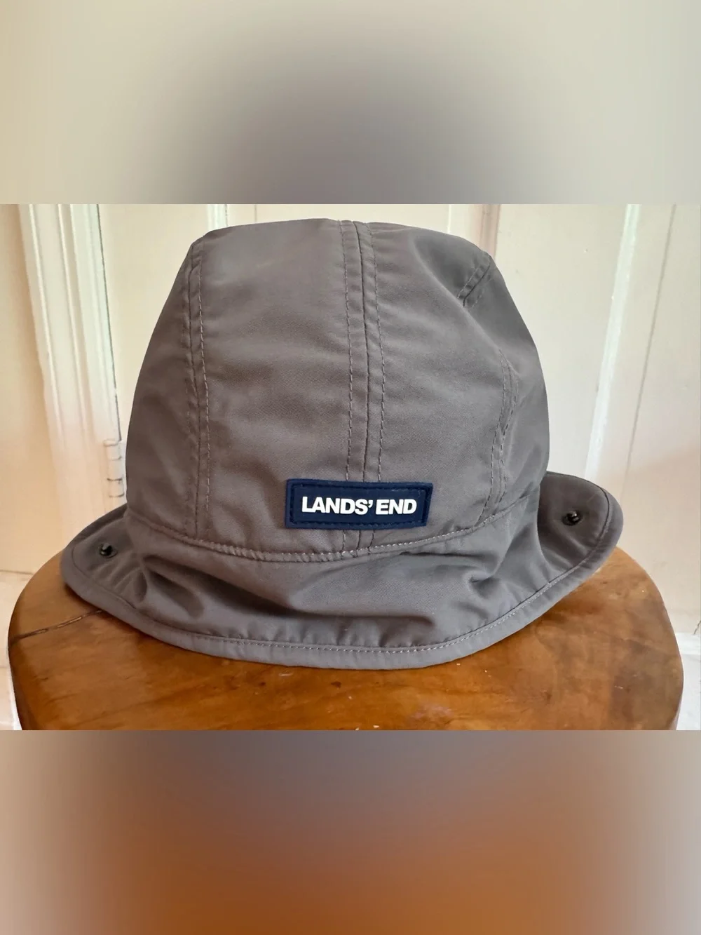 Kids Lands' End Cream Sherpa-Lined Warm Hat with Gray Trim Top Size Small Medium